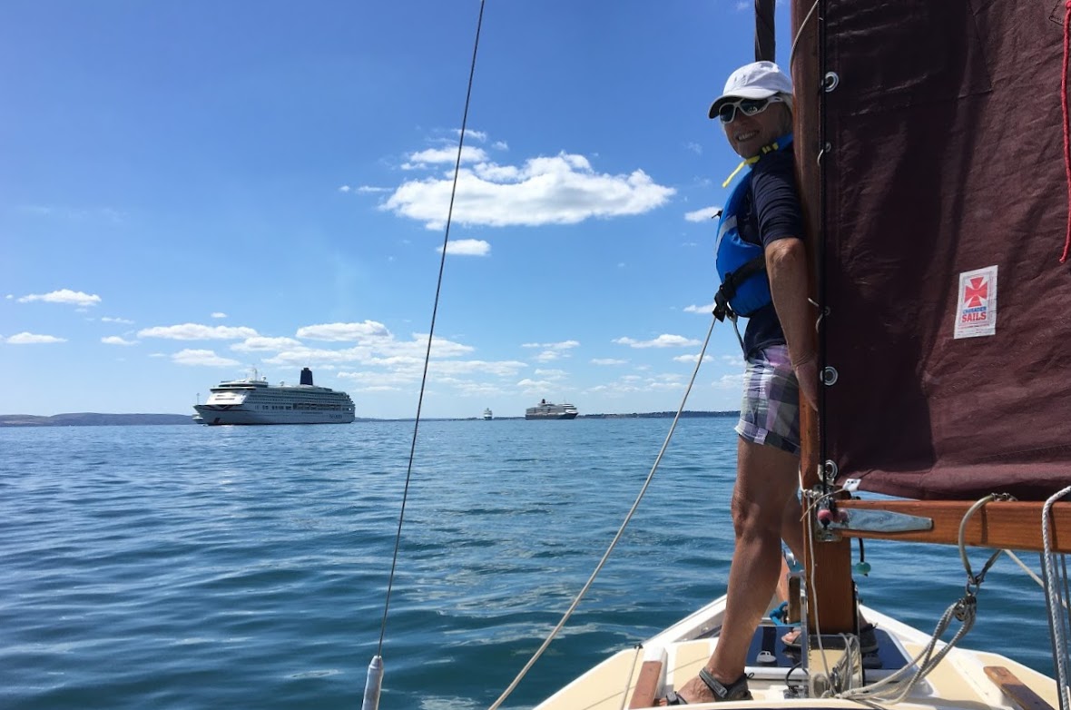 Heading towards the 'Aurora'  and the 'Queen Victoria' on a perfect July afternoon